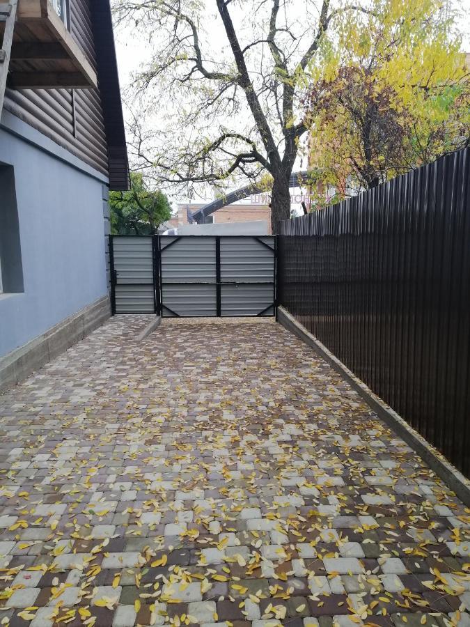 Посуточная Аренда В Центре Кропивницкого Appartement Kropyvnytsky Buitenkant foto